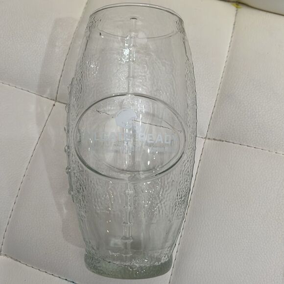 Tailgate Ready 24 Oz Glass 6 1/2 In Tall 2 1/2 In Round
Crown Smirnoff Captain - Picture 7 of 8